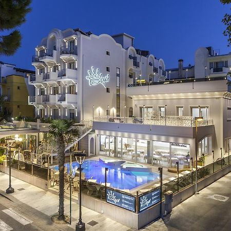 Royal Boutique Hotel Риччоне Экстерьер фото