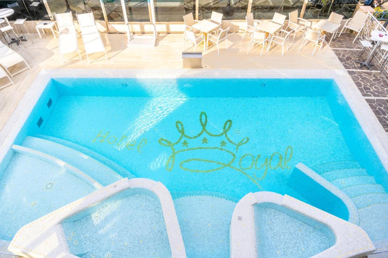 Royal Boutique Hotel Риччоне Экстерьер фото