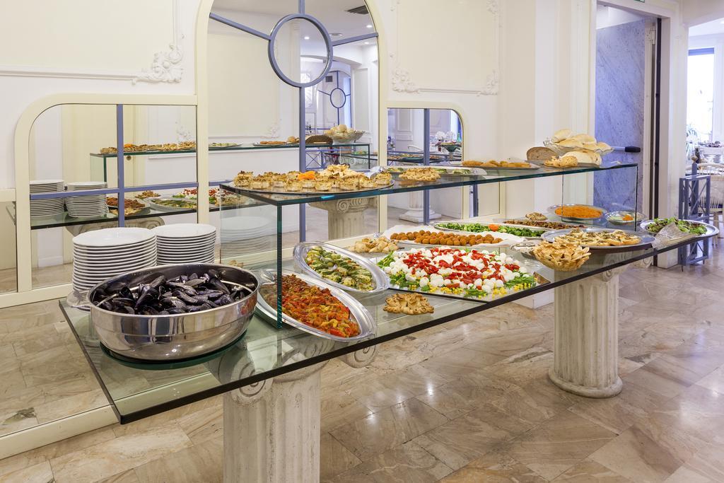 Royal Boutique Hotel Риччоне Экстерьер фото